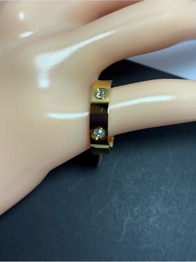 Gold Crystal Accent Women's Ring - Elegant Gold Band